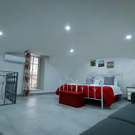 A'casa E' Mamma' * Неаполь